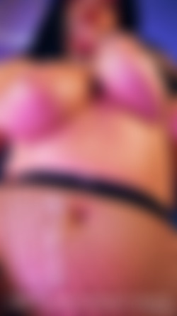 [Fansly.com] StyxHips - SiteRip/593557807140188160_2.gif